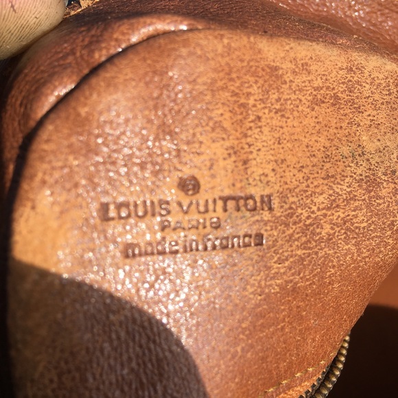 Louis Vuitton
Marceau Brown Monogram Shoulder Bag - Picture 5 of 16